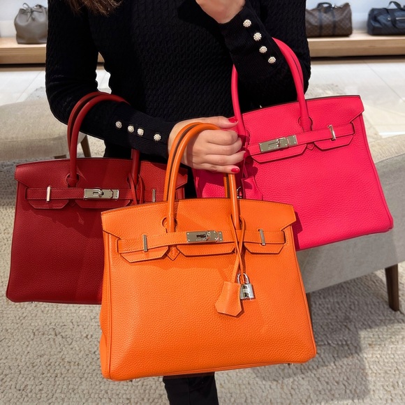 Meet your Posher! - Picture 2 of 6